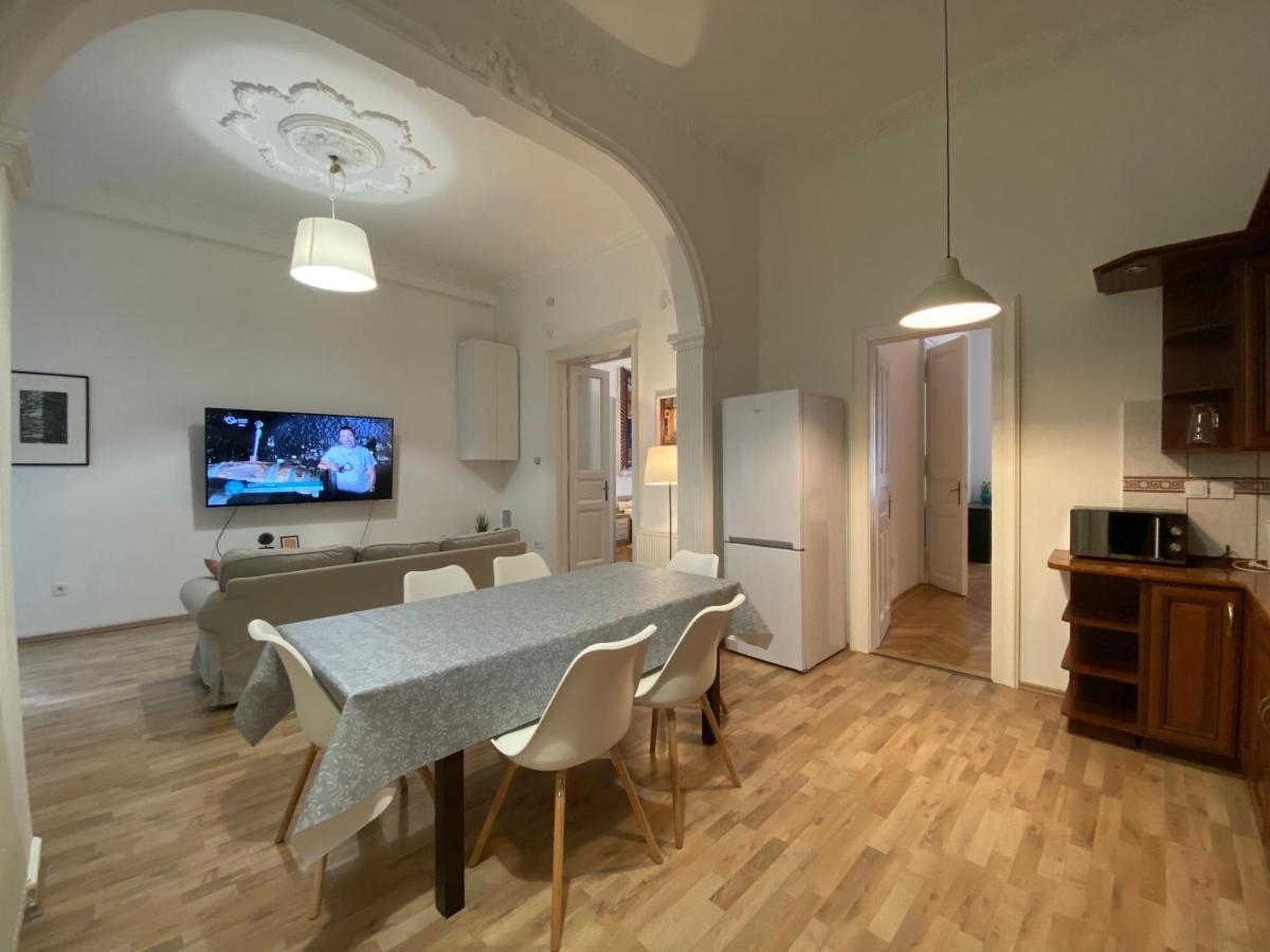 3 Bedrooms- Central Quarter Apartment Budapest Exterior photo
